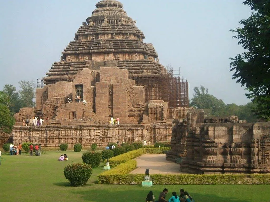 Best Tourist Places in Odisha